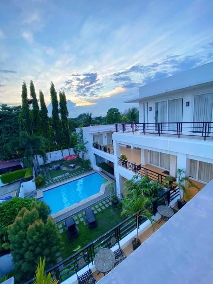 Be-Ing Suites Davao City Exterior foto
