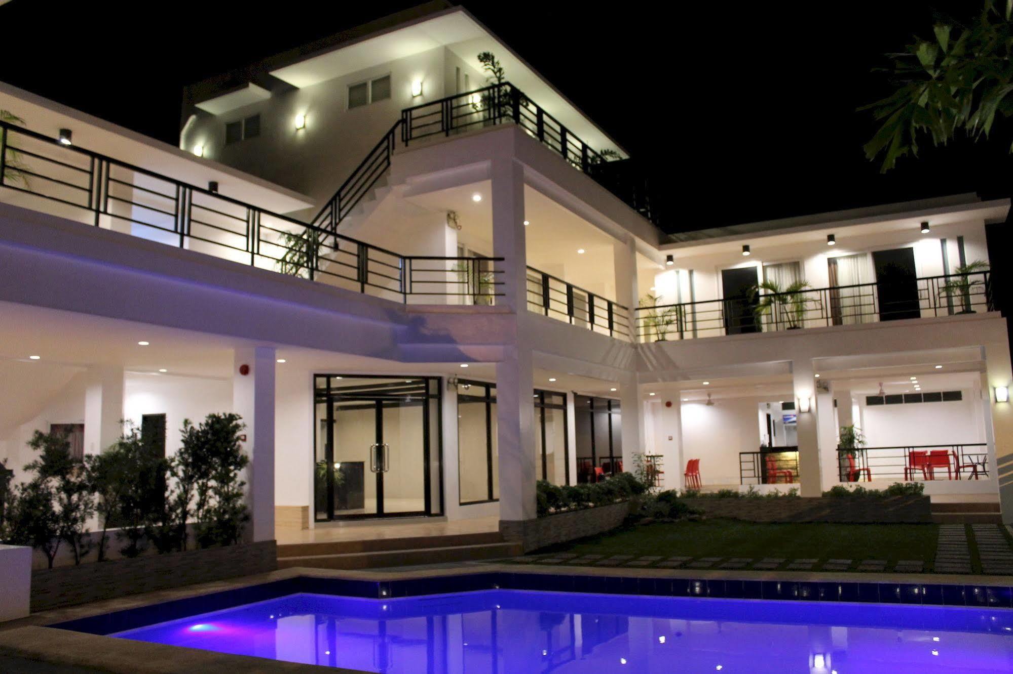 Be-Ing Suites Davao City Exterior foto