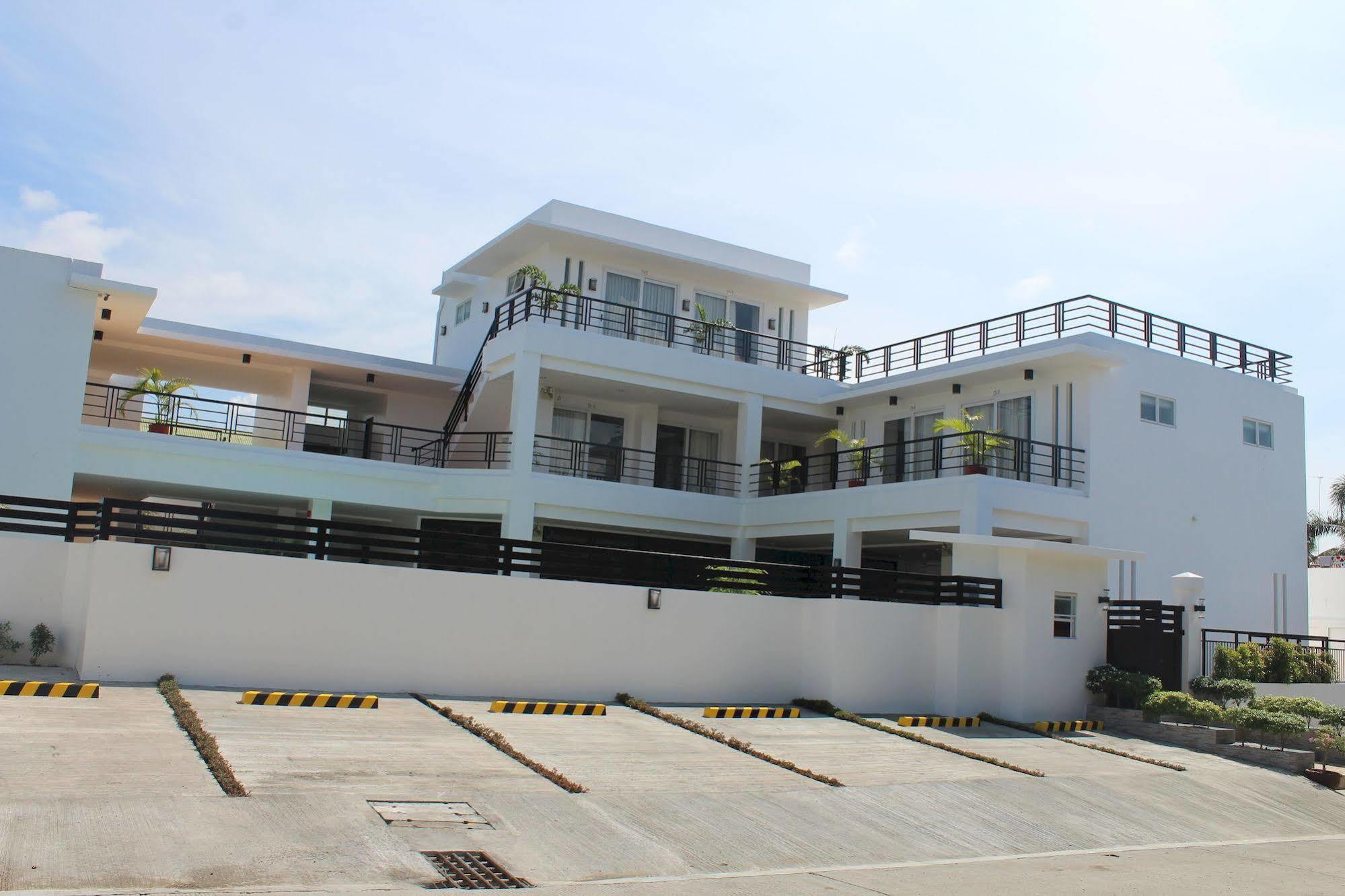 Be-Ing Suites Davao City Exterior foto